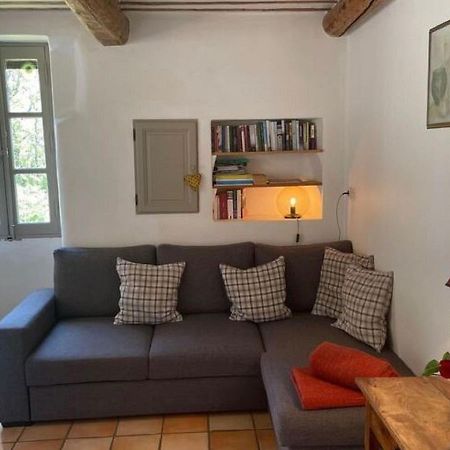 Stylish House With Heated Pool In Lacoste Лакост Экстерьер фото