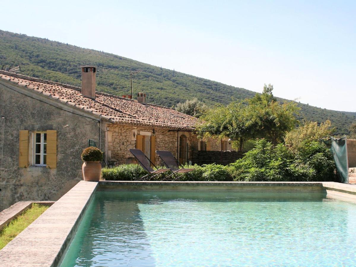 Stylish House With Heated Pool In Lacoste Лакост Экстерьер фото